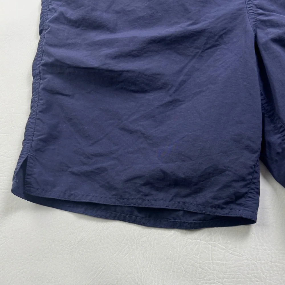 The North Face Mens Class V Belted Hiking Shorts Navy Blue Nylon M Long V608546